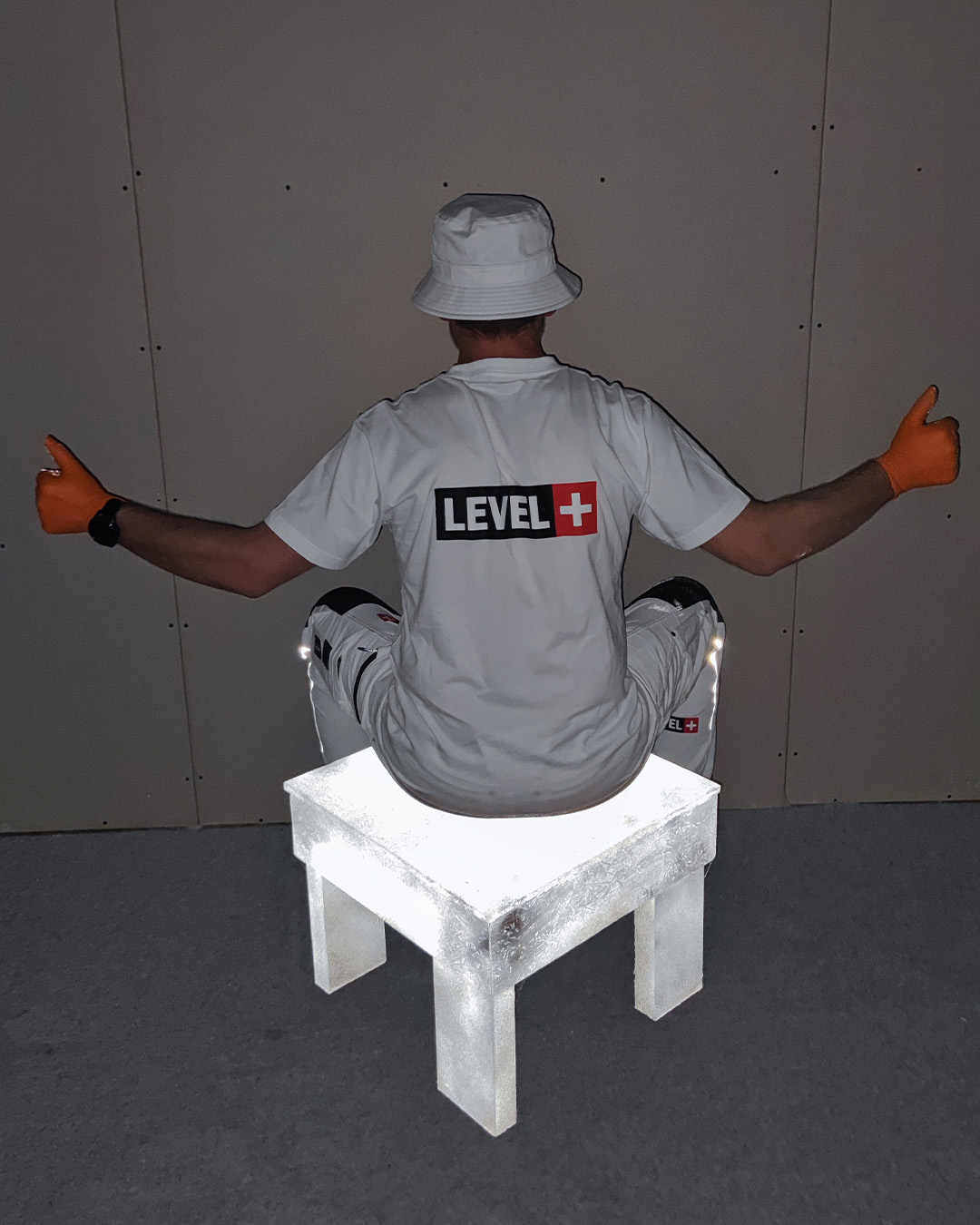 LEVEL+48 Reflektierende Spray 1St. 500ml, Leuchtende im Dunkel und im Infrarot Sprühfarbe Markierung Spray – Bild 10