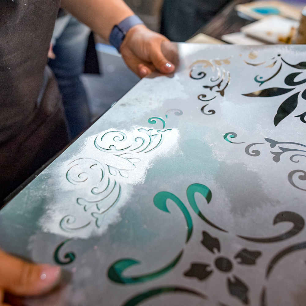 Dekorschablone Chalk-it Schablone Malerschablone Möbel Holz Kreiderfarbe Symmetric 701 – Bild 4